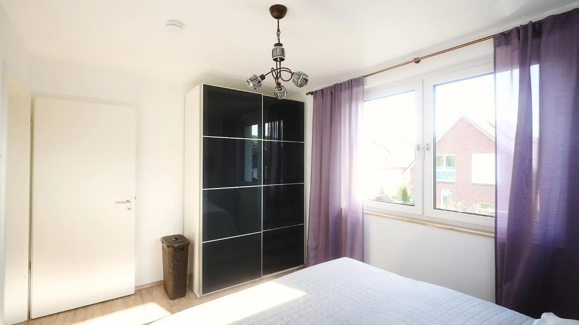 Privatunterkunft Ferienwohnung Zimmer U-Bahn Trabrennbahn Hamburg Deutschland